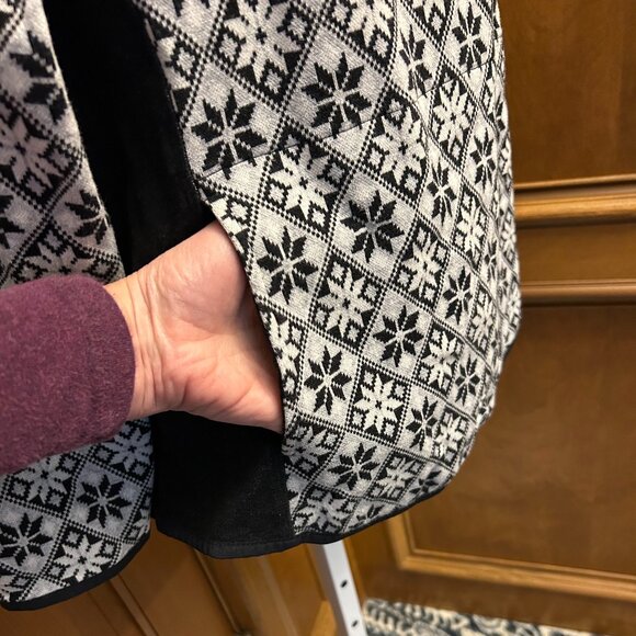 T By Talbots HALF ZIP PULLOVER DIAMOND SNOWFLAKE Fair Isle M Jacket Sweater - Picture 4 of 9